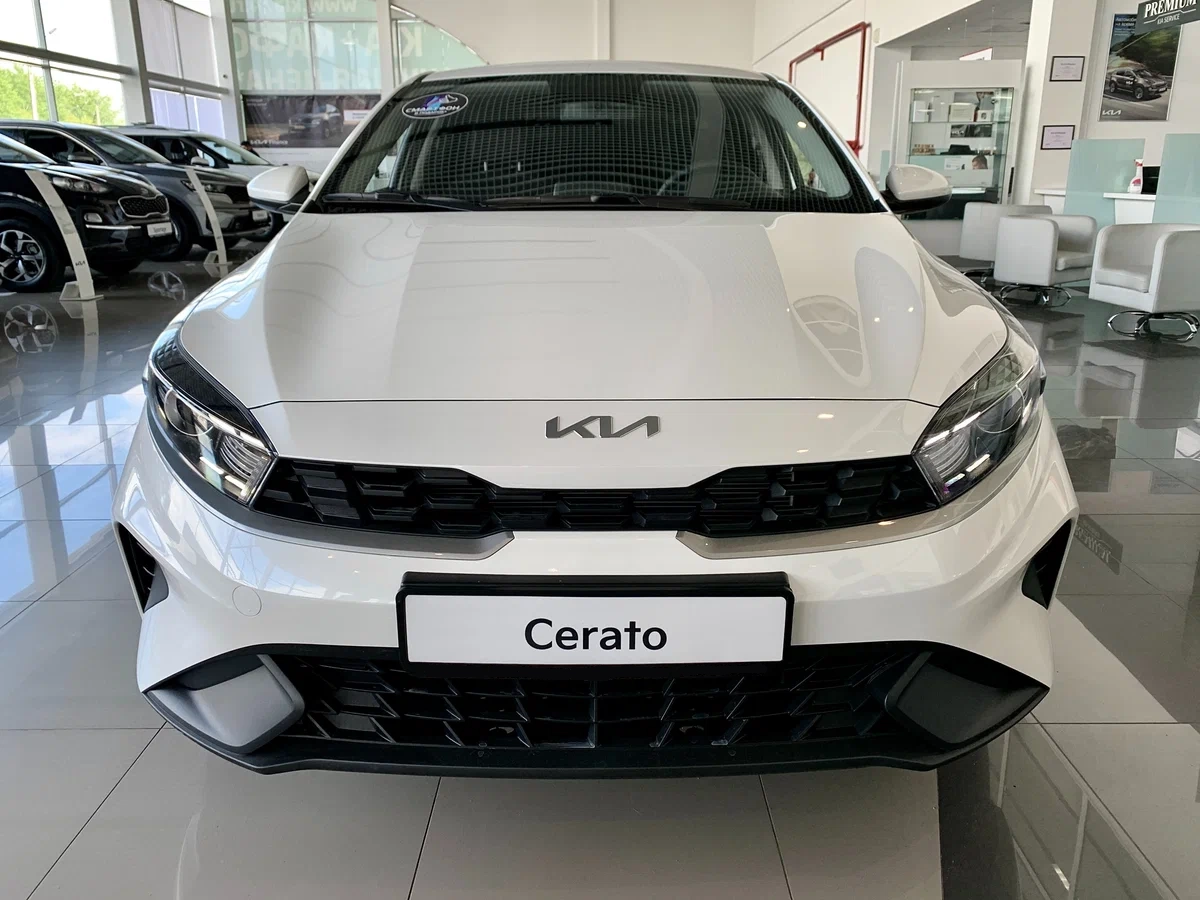 KIA Cerato по цене от 1 649 000 рублей